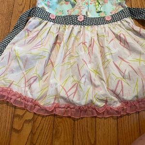 Floral dress with sash around the waist, size 6, Matilda, Jane